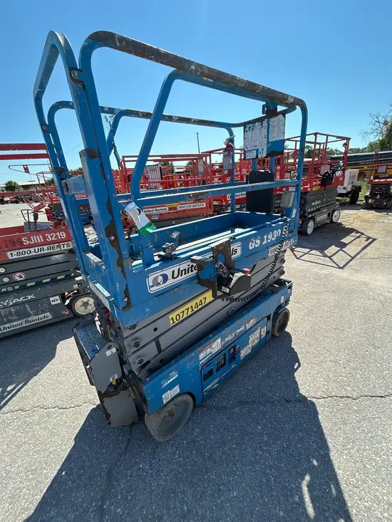 2018 Genie GS-1930 Scissor Lift