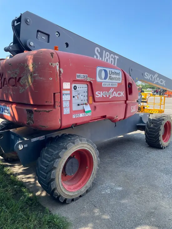 2017 Skyjack SJ86T Boom Lift