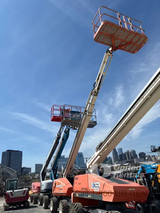 2019 Snorkel 660SJ Boom Lift