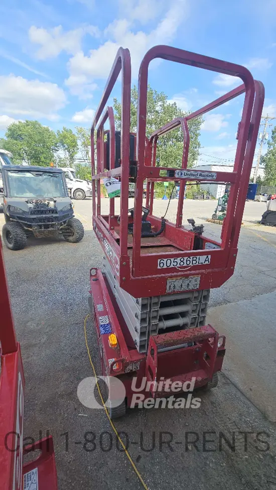 2018 MEC MICRO 19 Scissor Lift