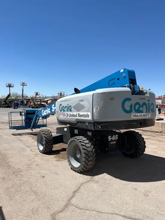 2017 Genie S-65 Boom Lift