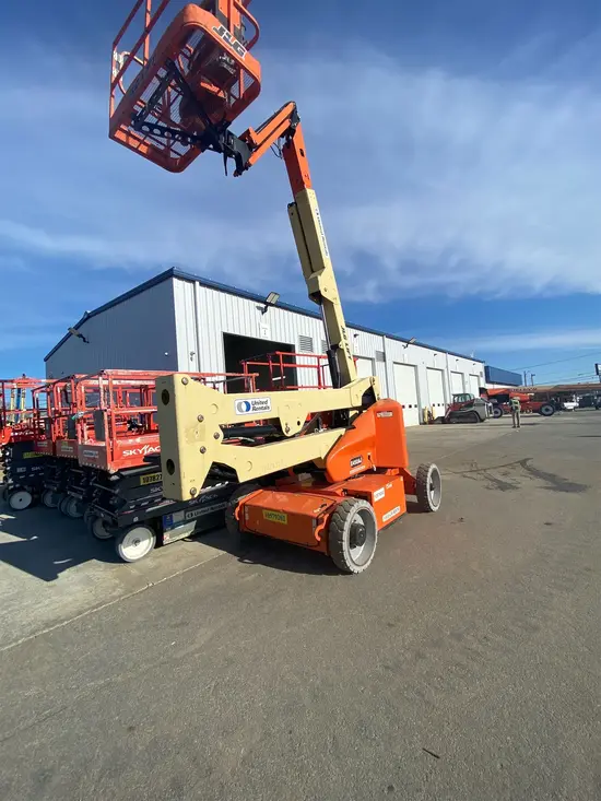 2017 JLG E450AJ Articulating Boom Lift