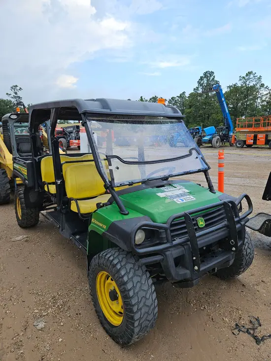 2022 John Deere XUV855MS4 Utility Vehicle