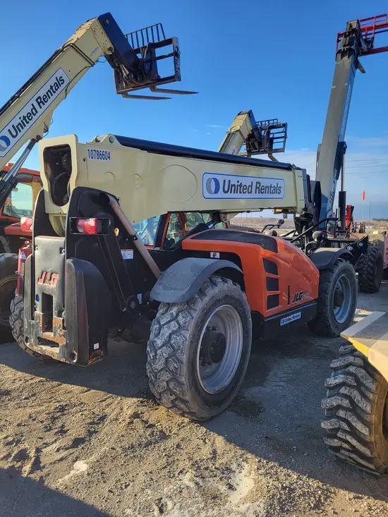 2018 JLG 1055 Forklift