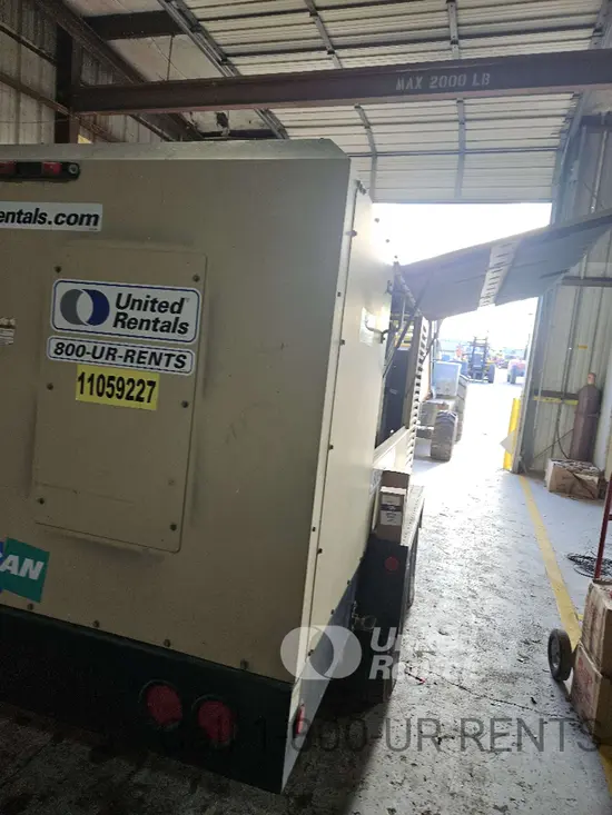 2020 Doosan XP825/HP750WCU Air Compressor