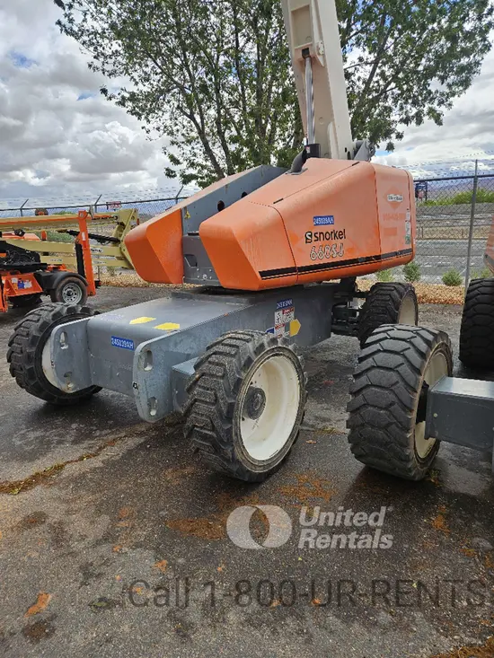 2020 Snorkel 660SJ Boom Lift