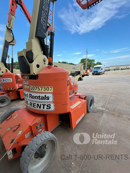 2018 JLG E400AJPN Articulating Boom Lift