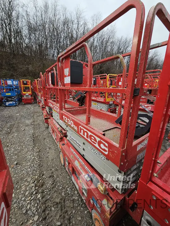 2019 MEC 1330SE Scissor Lift