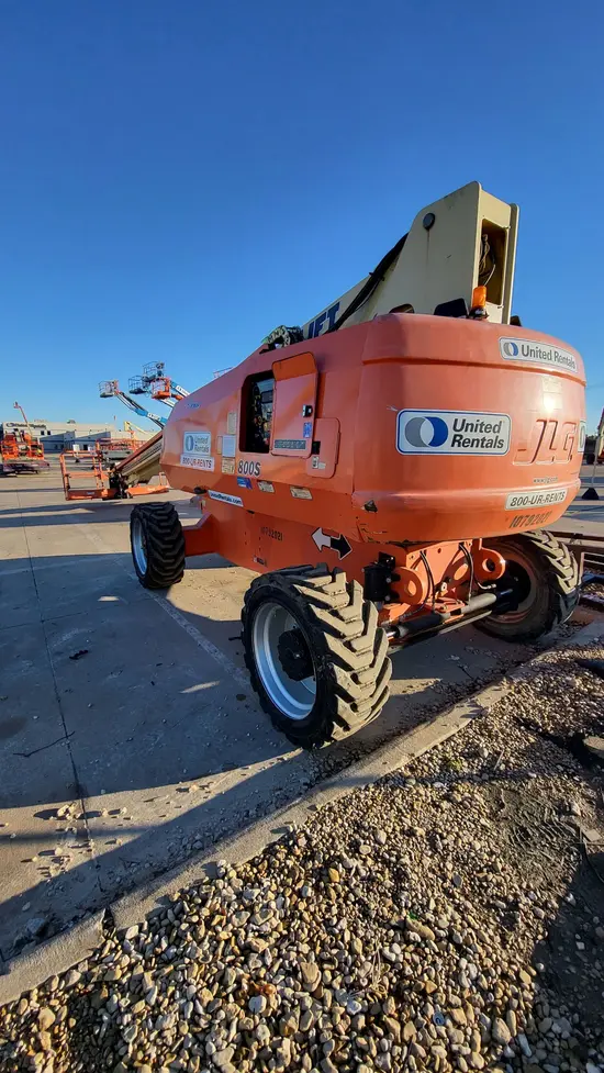 2018 JLG 800S Boom Lift