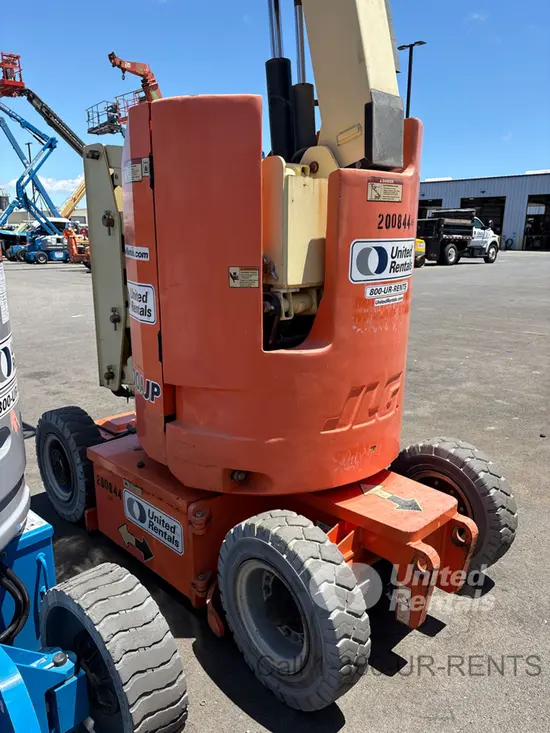 2018 JLG E300AJP Articulating Boom Lift