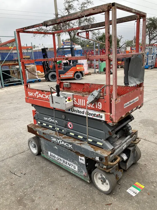 2016 Skyjack SJIII3219 Scissor Lift