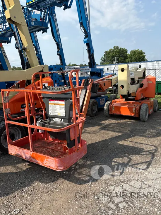 2016 JLG E400AJPN Articulating Boom Lift