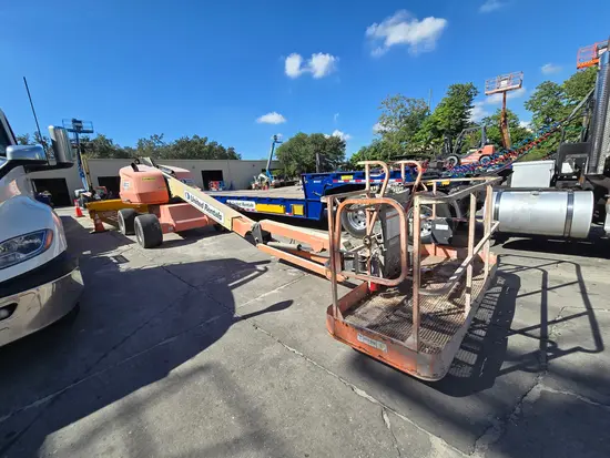 2017 JLG 460SJ Boom Lift