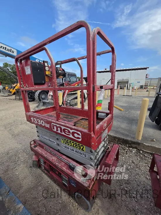 2017 MEC 1330SE Scissor Lift
