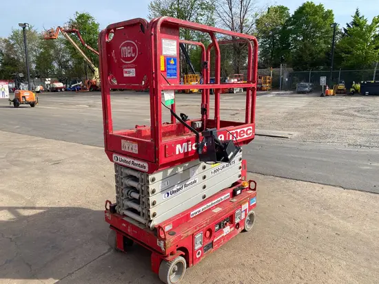 2018 MEC MICRO 19 Scissor Lift