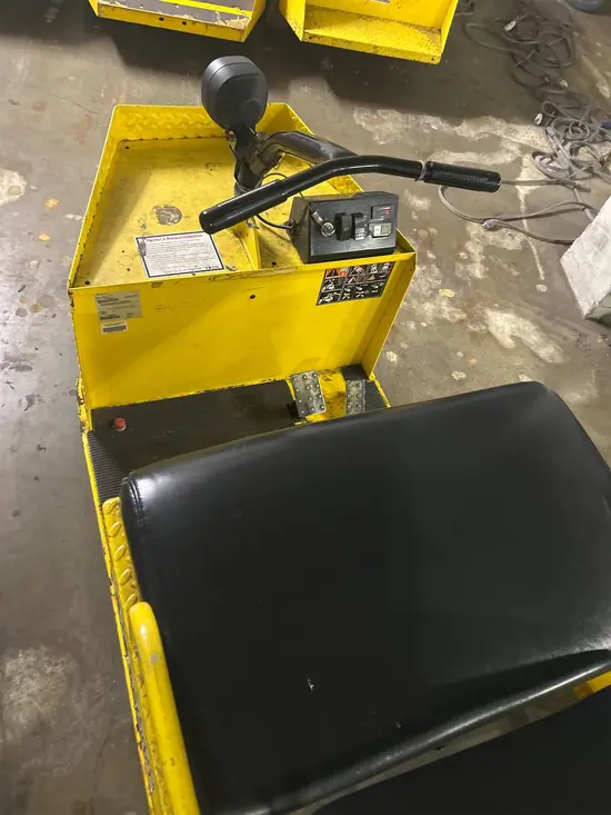2016 E-Z-GO Minute Miser Utility Vehicle