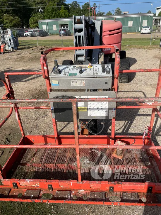 2016 Skyjack SJ46AJ Articulating Boom Lift