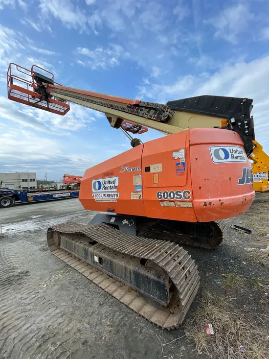2017 JLG 600SC Boom Lift