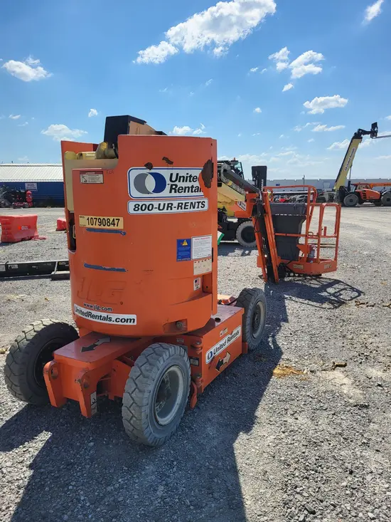 2018 JLG E300AJP Articulating Boom Lift