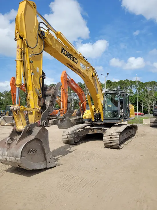 2018 Kobelco SK300LC-10 Excavator