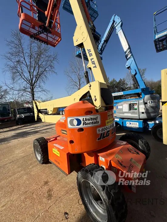 2018 JLG E450AJ Articulating Boom Lift