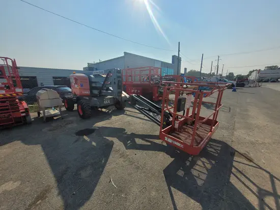2017 Skyjack SJ46AJ Articulating Boom Lift