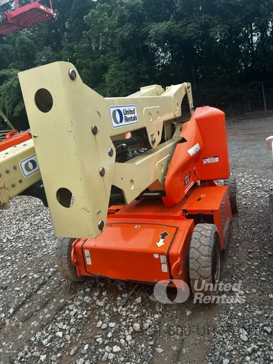 2018 JLG E400AJPN Articulating Boom Lift
