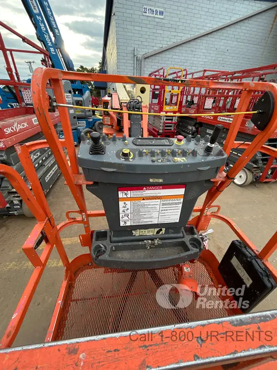 2018 JLG E400AJPN Articulating Boom Lift