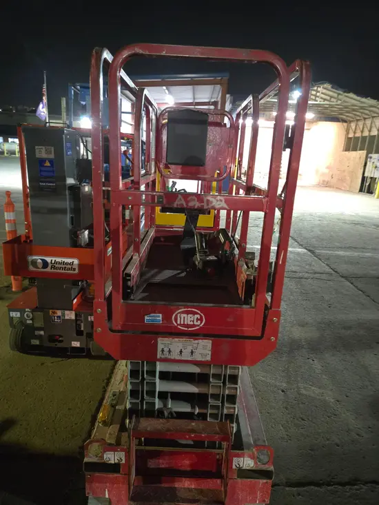 2019 MEC MICRO 19 Scissor Lift