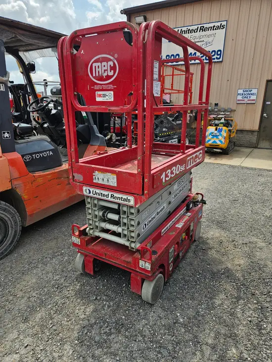 2019 MEC 1330SE Scissor Lift