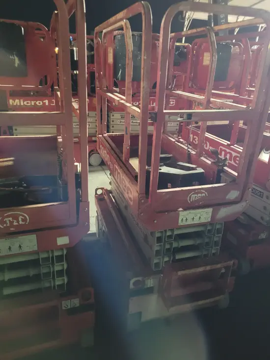 2017 MEC 1330SE Scissor Lift
