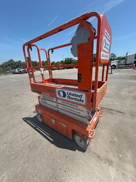 2018 Snorkel S3219E Scissor Lift