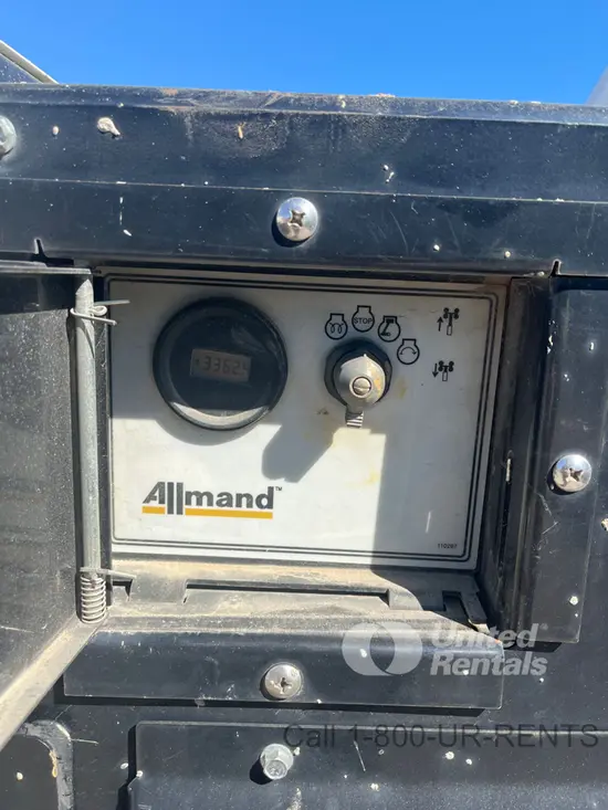 2019 Allmand NLV-ML3EC Portable Light Tower