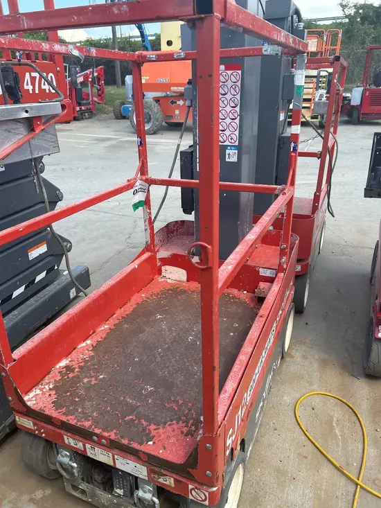 2018 Skyjack SJ12 Self-Propelled One-Person Lift
