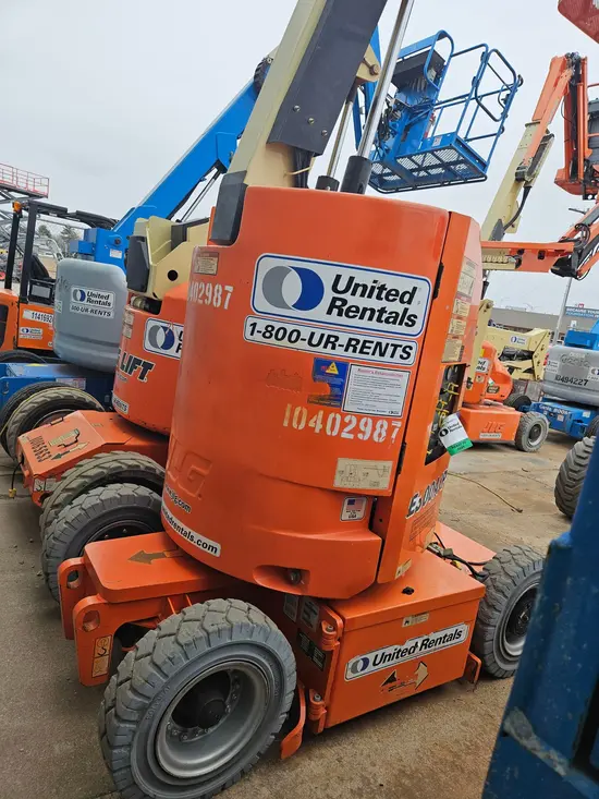 2015 JLG E300AJP Articulating Boom Lift