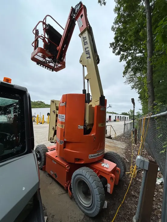 2018 JLG E300AJP Articulating Boom Lift
