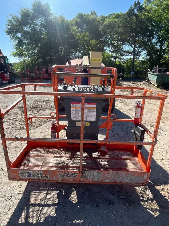 2017 JLG 450AJ Articulating Boom Lift