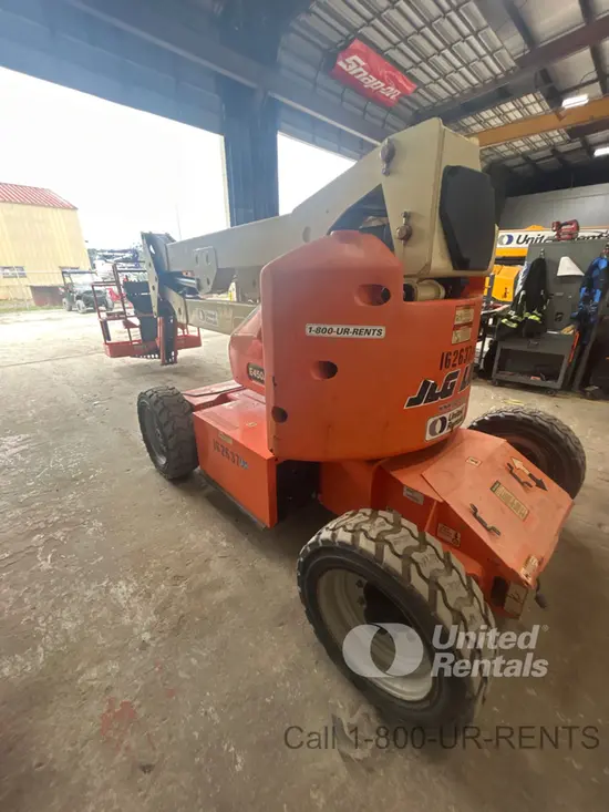 2016 JLG E450AJ Articulating Boom Lift