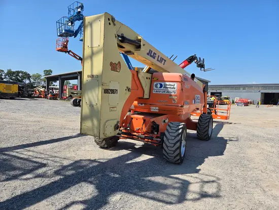 2017 JLG 800AJ Articulating Boom Lift