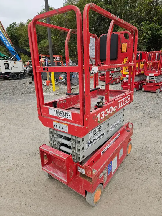 2019 MEC 1330SE Scissor Lift