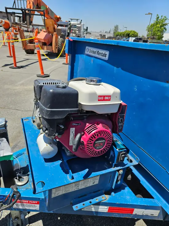 2018 Towmaster T9HD-10-GAS/HYD Trailer