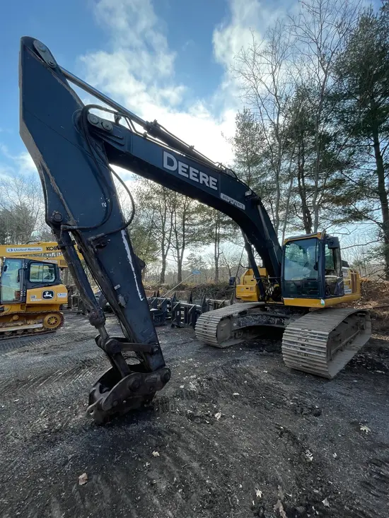 2018 John Deere 300G LC Excavator