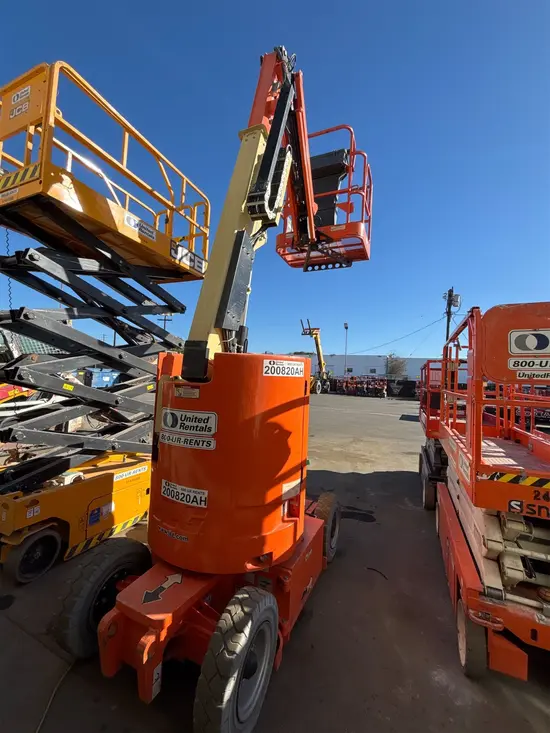 2018 JLG E300AJP Articulating Boom Lift