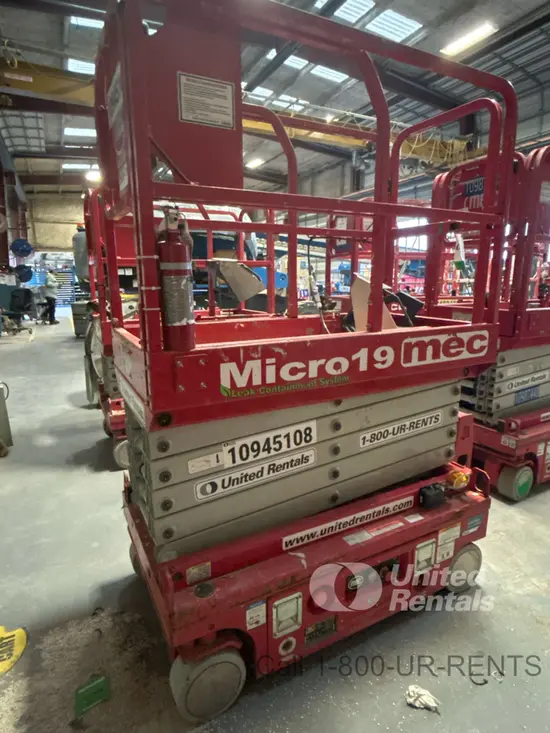 2019 MEC MICRO 19 Scissor Lift