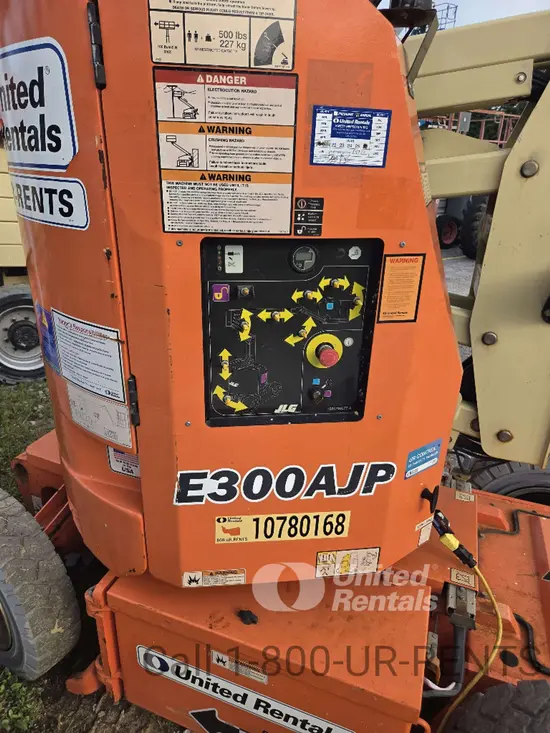 2018 JLG E300AJP Articulating Boom Lift