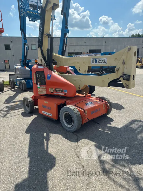 2016 JLG E400AJPN Articulating Boom Lift