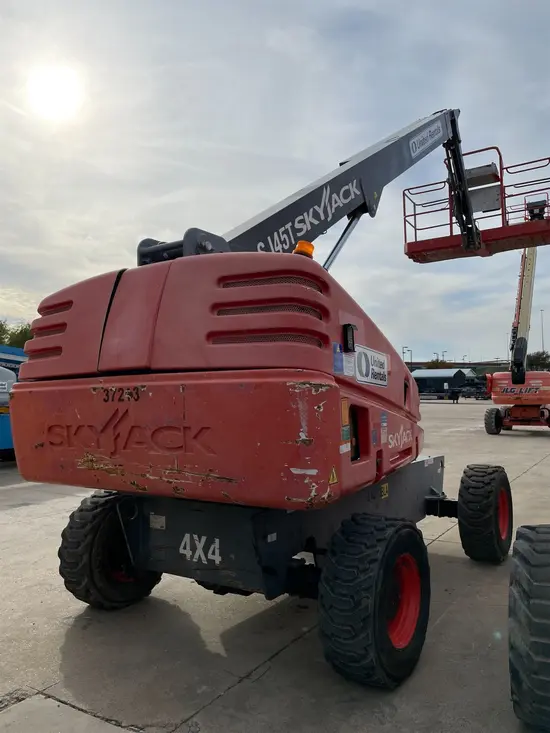 2016 Skyjack SJ45T Boom Lift