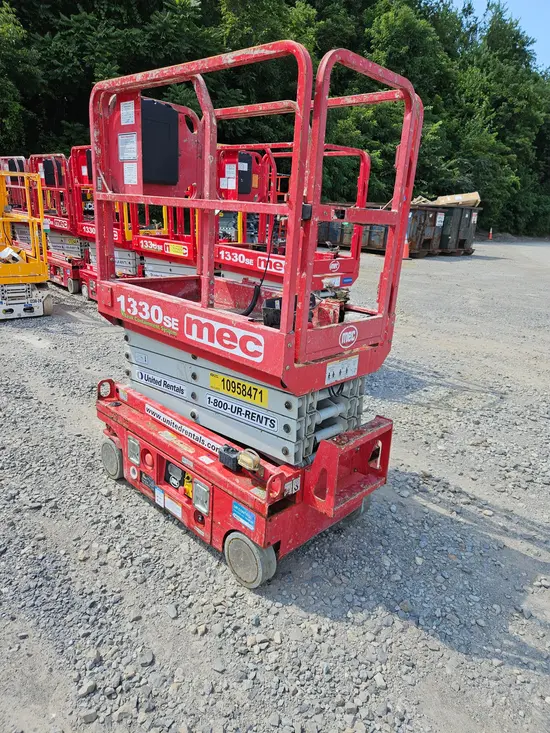 2019 MEC 1330SE Scissor Lift