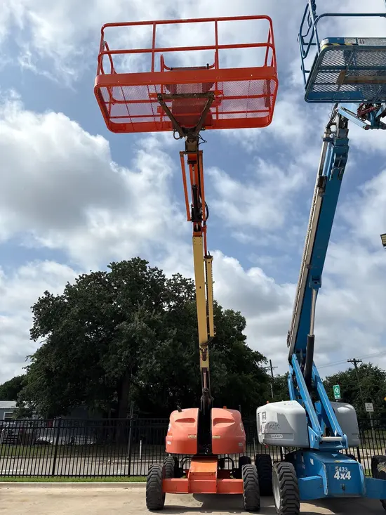 2012 JLG 460SJ Boom Lift