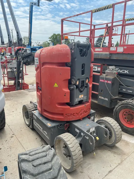 2017 Skyjack SJ30ARJE Articulating Boom Lift